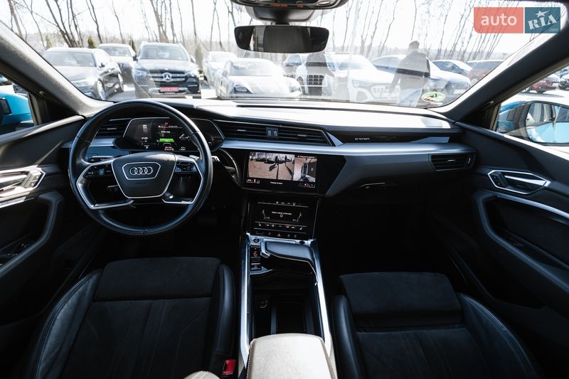 Внедорожник / Кроссовер Audi e-tron 2020 в Львове