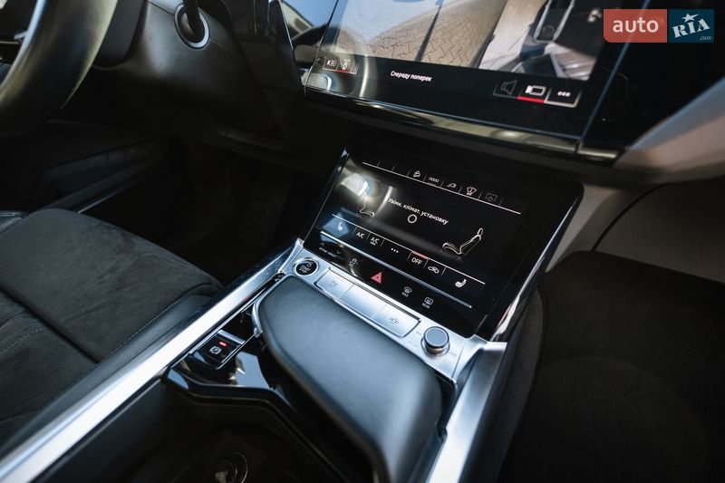 Внедорожник / Кроссовер Audi e-tron 2020 в Львове