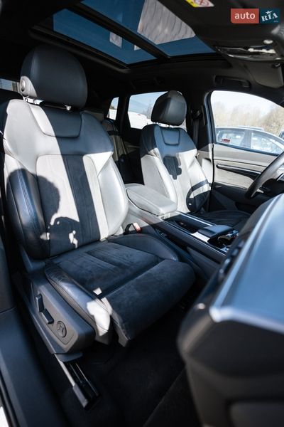 Внедорожник / Кроссовер Audi e-tron 2020 в Львове