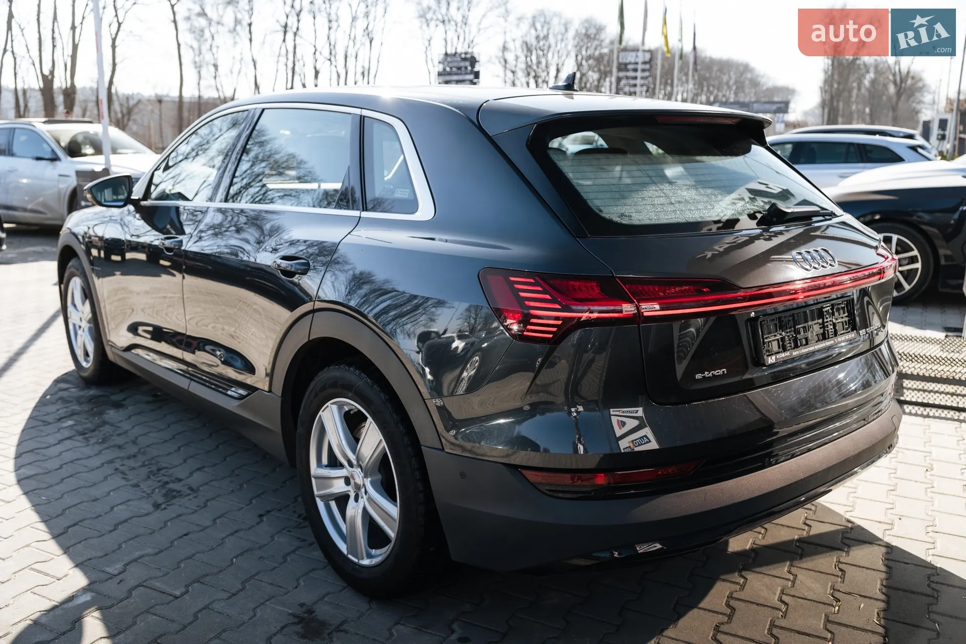 2020 Audi e-tron - мініатюра 29