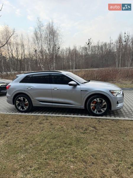 Позашляховик / Кросовер Audi e-tron 2022 в Львові фото 5 Позашляховик / Кросовер Audi e-tron 2022 в Львові