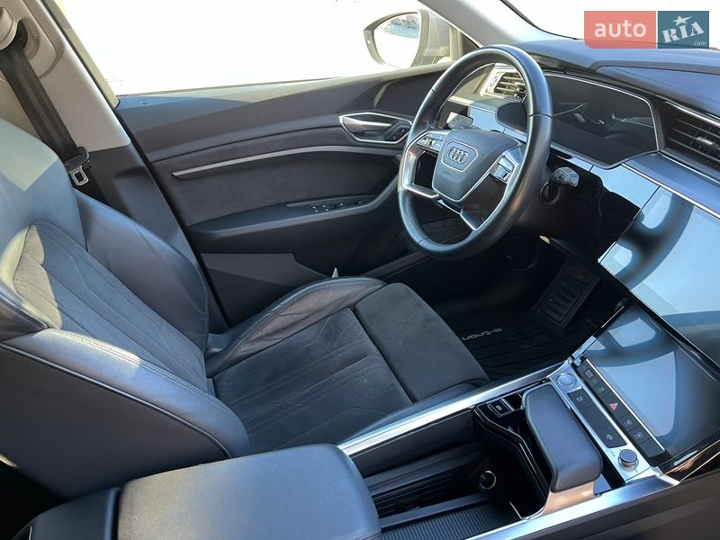 Внедорожник / Кроссовер Audi e-tron 2020 в Броварах фото 29 Внедорожник / Кроссовер Audi e-tron 2020 в Броварах