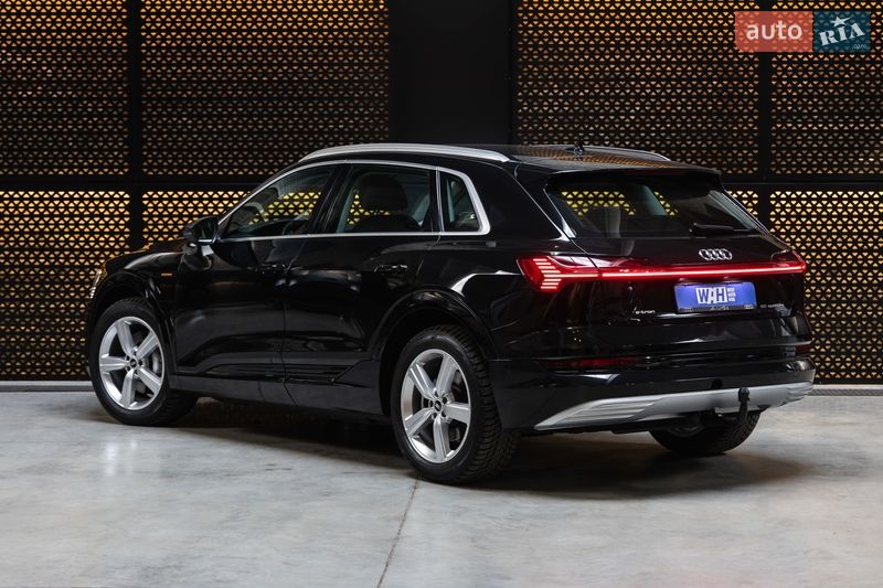 Внедорожник / Кроссовер Audi e-tron 2019 в Луцке