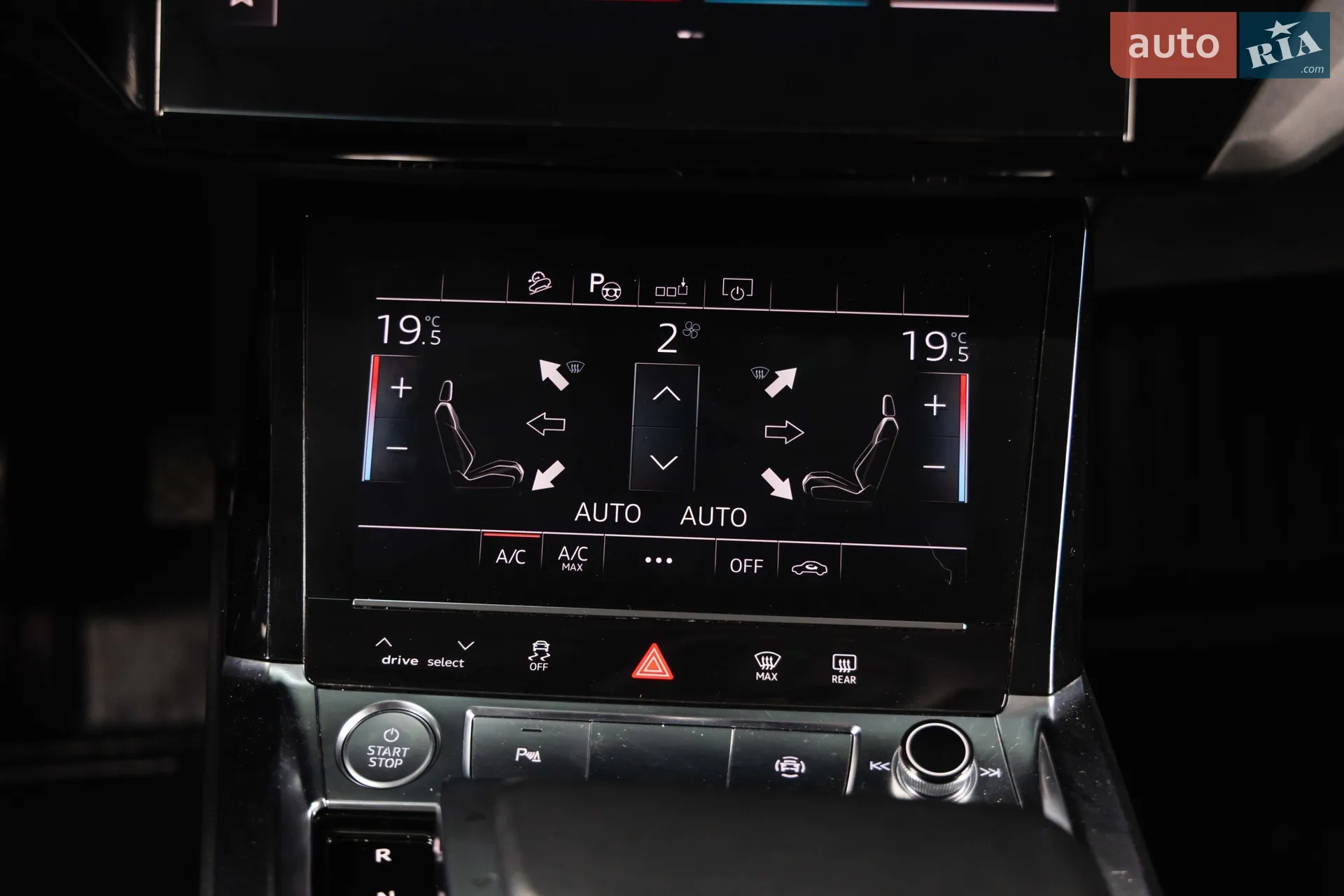 2019 Audi e-tron - мініатюра 17
