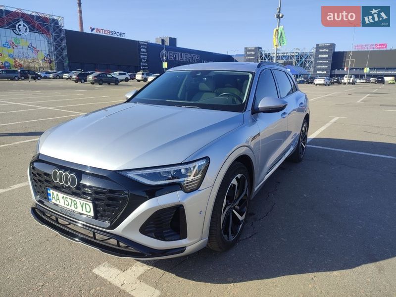 Внедорожник / Кроссовер Audi e-tron 2020 в Киеве