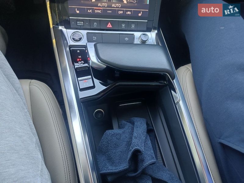 Внедорожник / Кроссовер Audi e-tron 2020 в Киеве