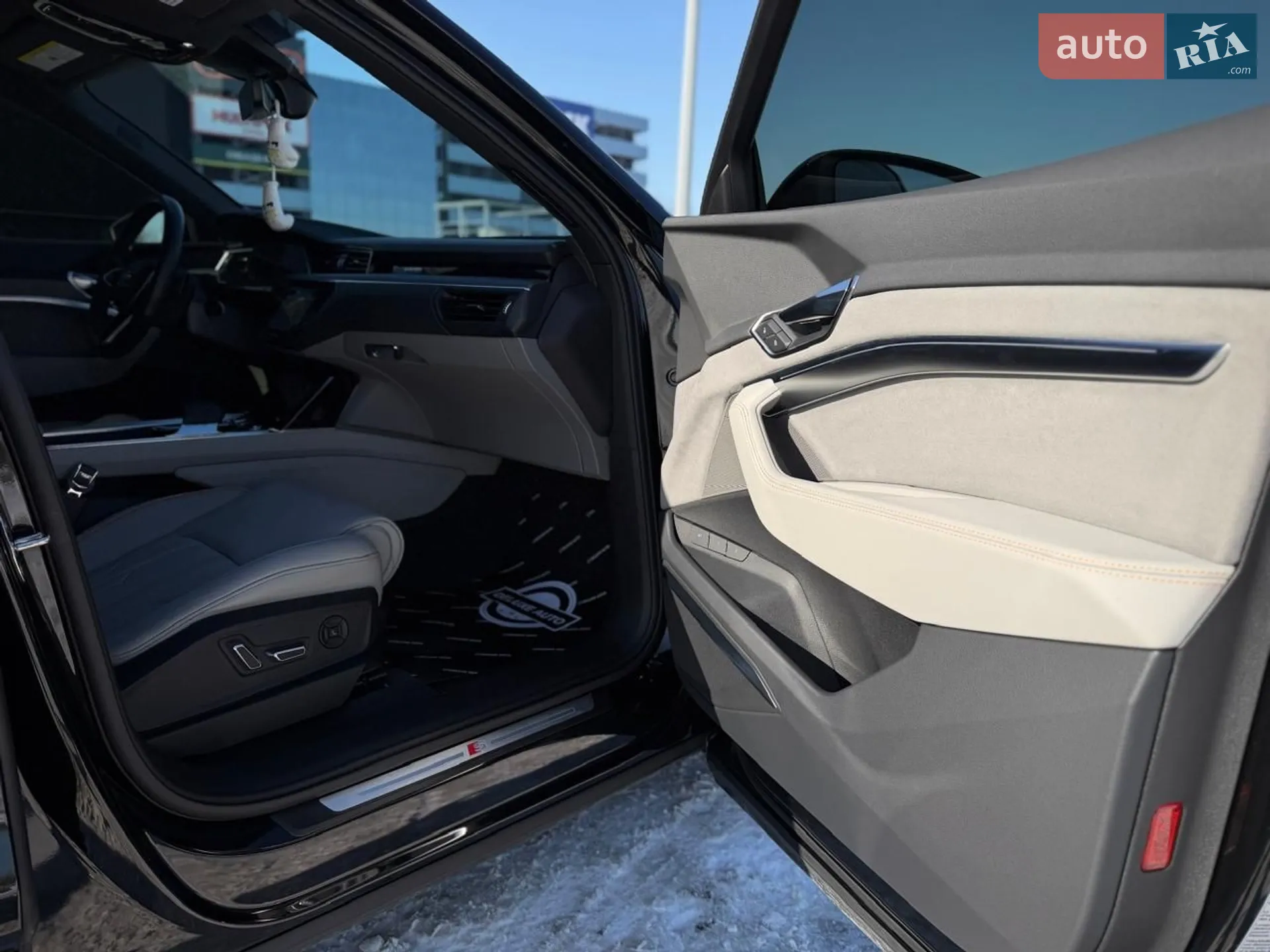 2023 Audi e-tron - мініатюра 96