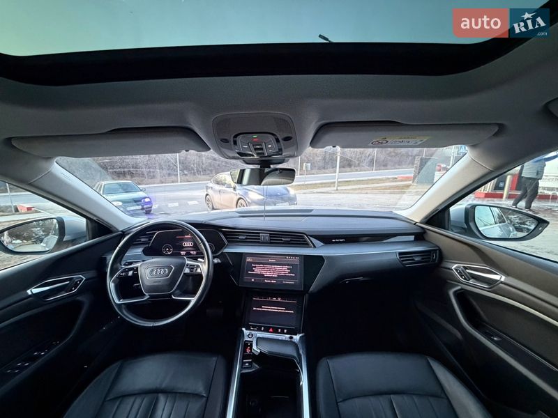 Внедорожник / Кроссовер Audi e-tron 2021 в Тернополе