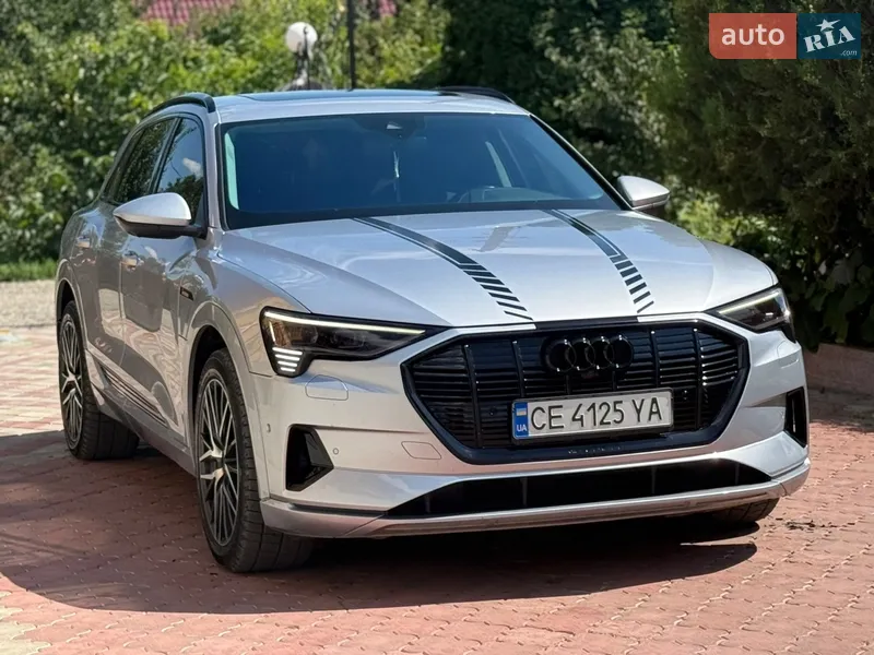Audi e-tron 2019