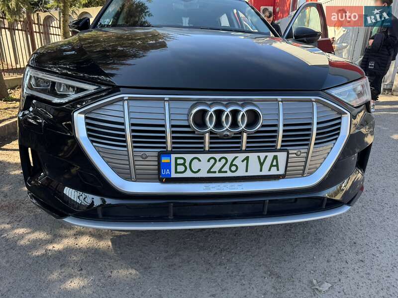 Внедорожник / Кроссовер Audi e-tron 2019 в Львове
