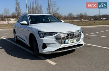 Внедорожник / Кроссовер Audi e-tron 2019 в Кривом Роге фото 3 Внедорожник / Кроссовер Audi e-tron 2019 в Кривом Роге