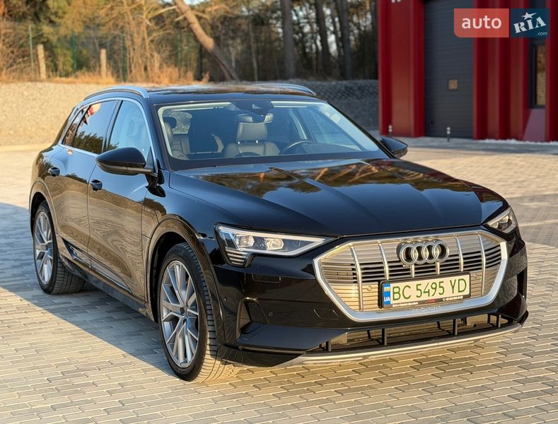 Внедорожник / Кроссовер Audi e-tron 2021 в Львове фото 23 Внедорожник / Кроссовер Audi e-tron 2021 в Львове