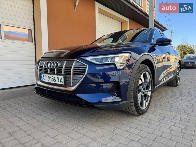 Позашляховик / Кросовер Audi e-tron 2020 в Івано-Франківську