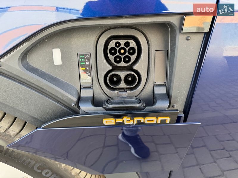 Позашляховик / Кросовер Audi e-tron 2020 в Івано-Франківську