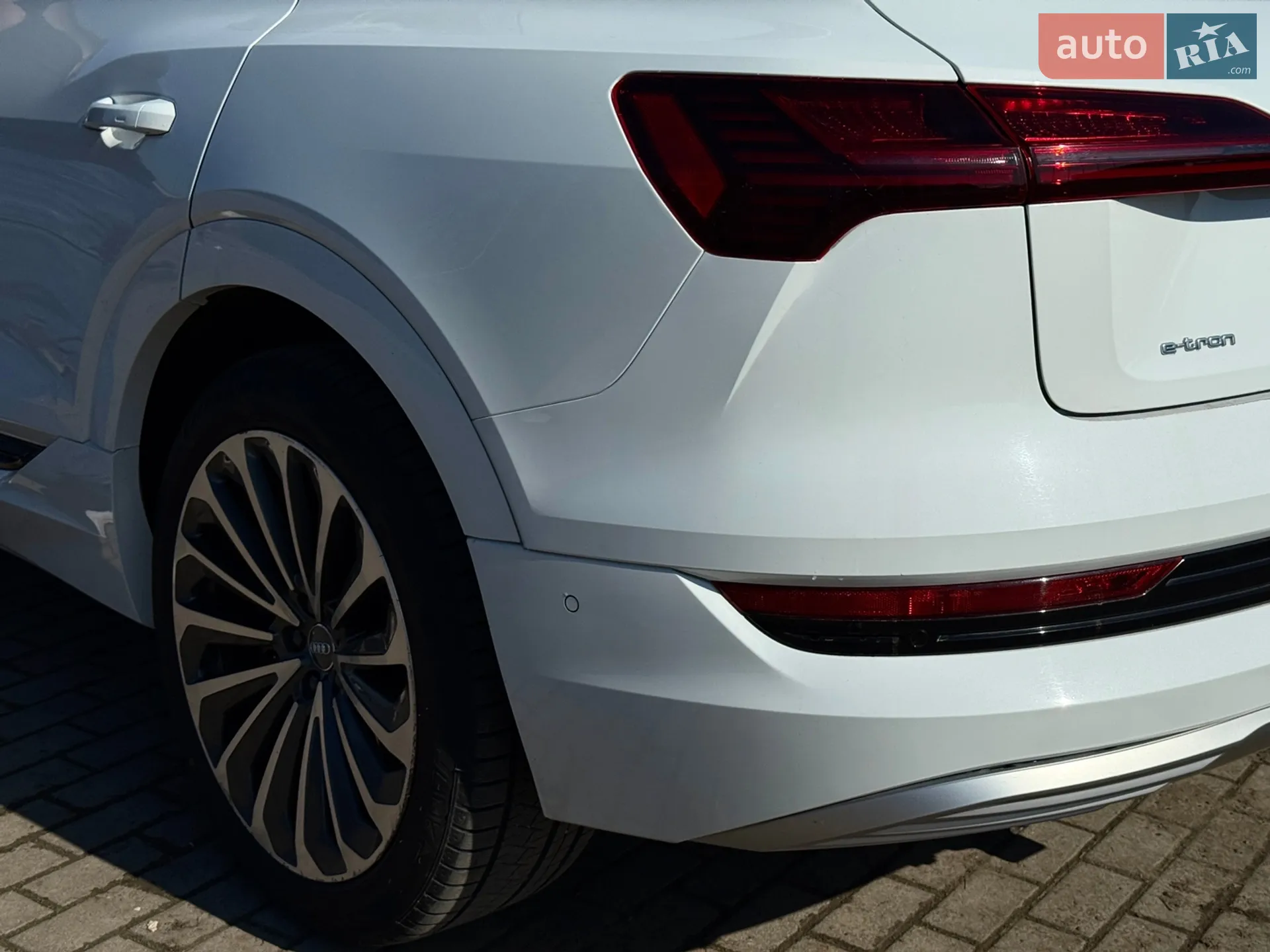 2019 Audi e-tron - мініатюра 17