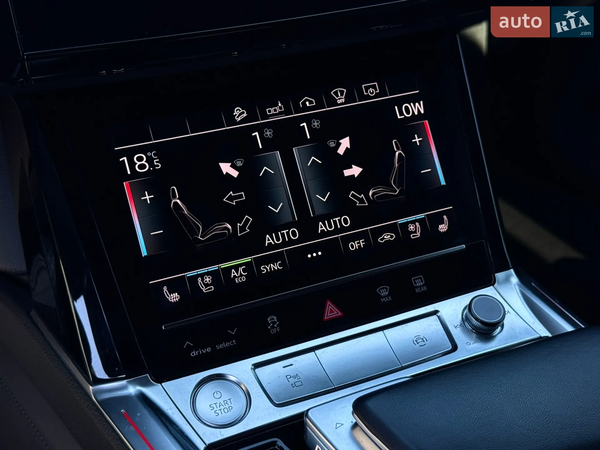 2019 Audi e-tron - мініатюра 23