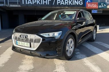 Позашляховик / Кросовер Audi e-tron 2020 в Києві