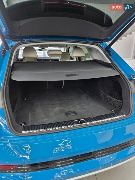 Позашляховик / Кросовер Audi e-tron 2019 в Дніпрі