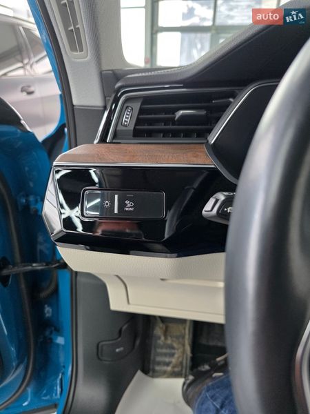 Позашляховик / Кросовер Audi e-tron 2019 в Дніпрі