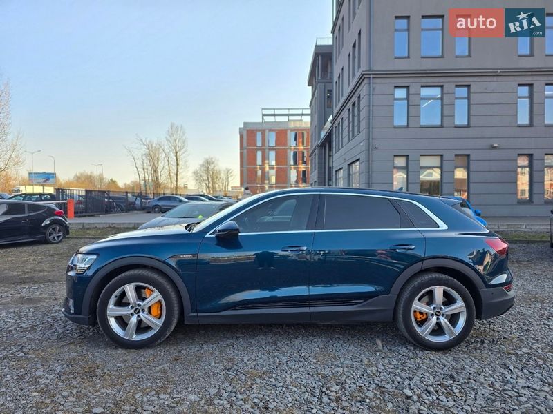 Позашляховик / Кросовер Audi e-tron 2021 в Львові