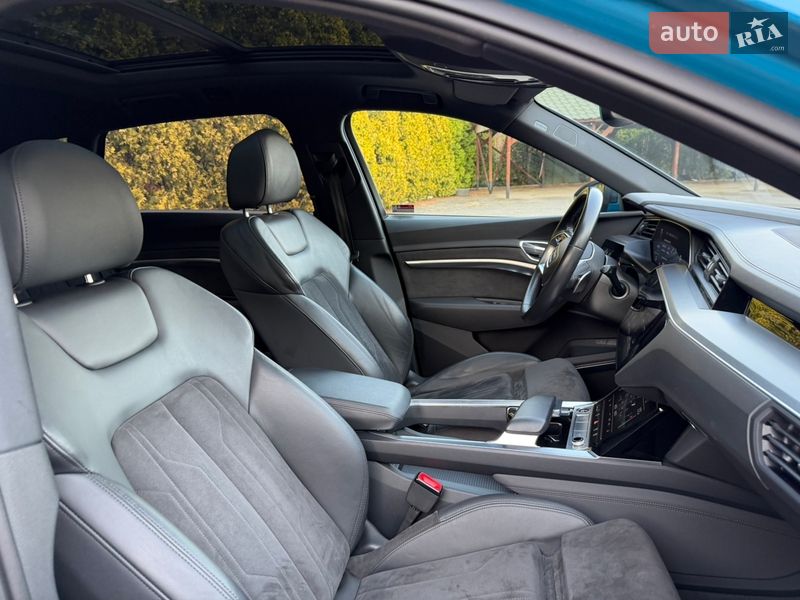 Внедорожник / Кроссовер Audi e-tron 2020 в Львове