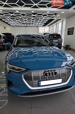 Внедорожник / Кроссовер Audi e-tron 2019 в Днепре