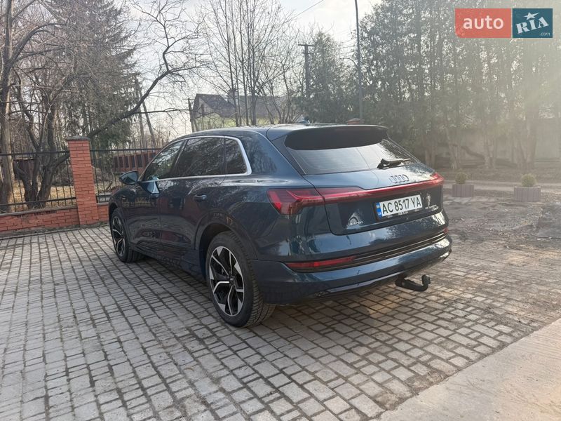 Внедорожник / Кроссовер Audi e-tron 2021 в Луцке