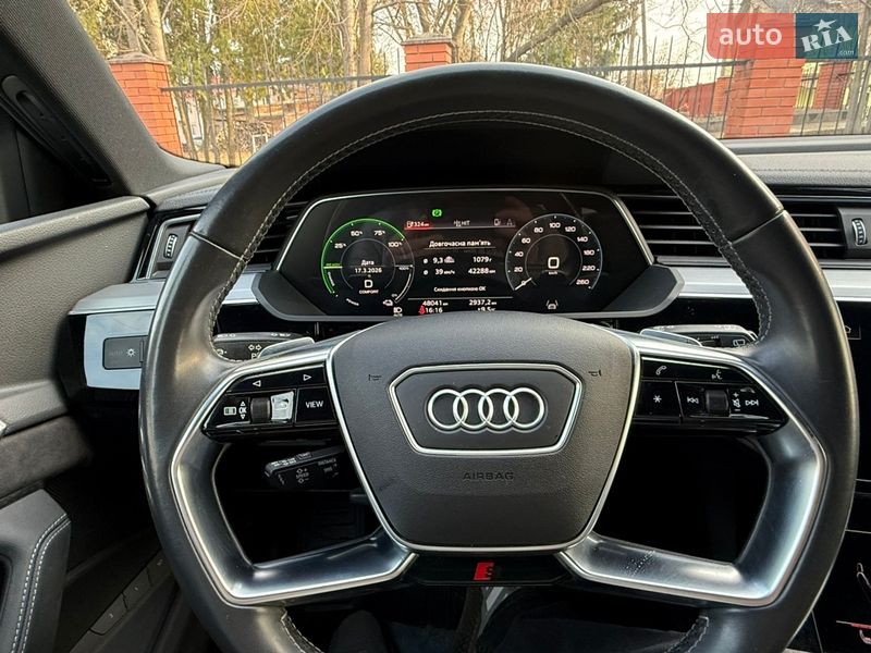 Внедорожник / Кроссовер Audi e-tron 2021 в Луцке