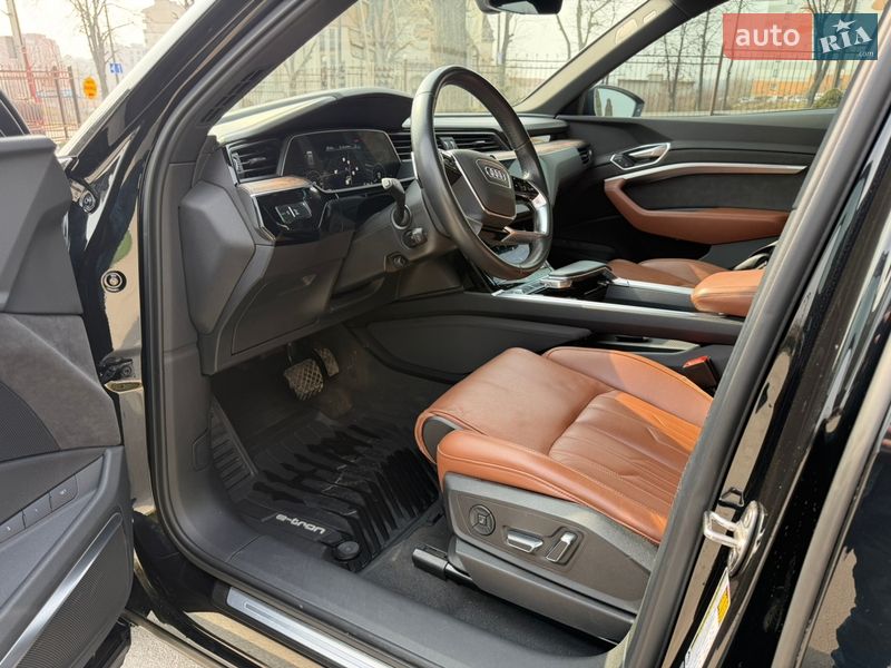 Внедорожник / Кроссовер Audi e-tron 2019 в Ивано-Франковске фото 15 Внедорожник / Кроссовер Audi e-tron 2019 в Ивано-Франковске