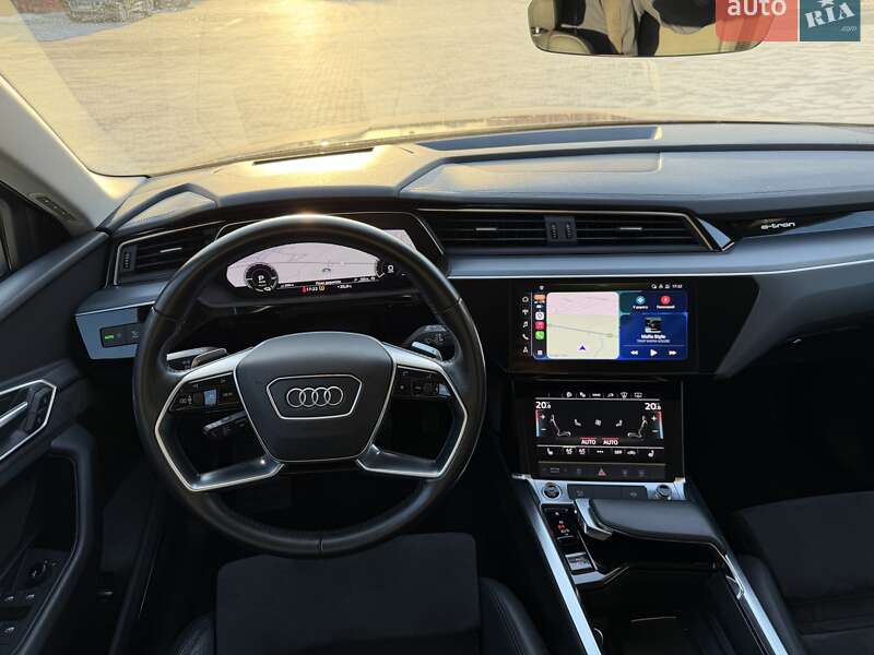 Позашляховик / Кросовер Audi e-tron 2020 в Львові