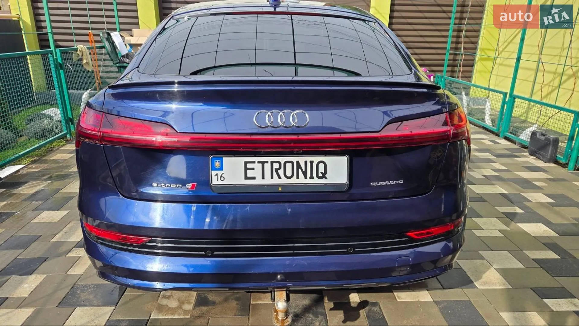 2020 Audi e-tron - мініатюра 2