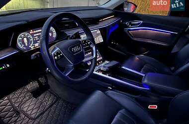 Внедорожник / Кроссовер Audi e-tron 2019 в Запорожье