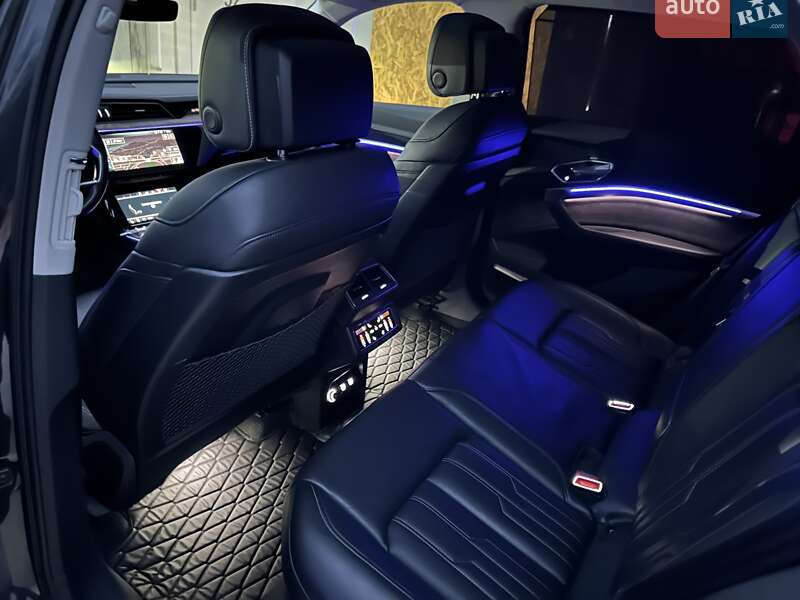 Внедорожник / Кроссовер Audi e-tron 2019 в Запорожье