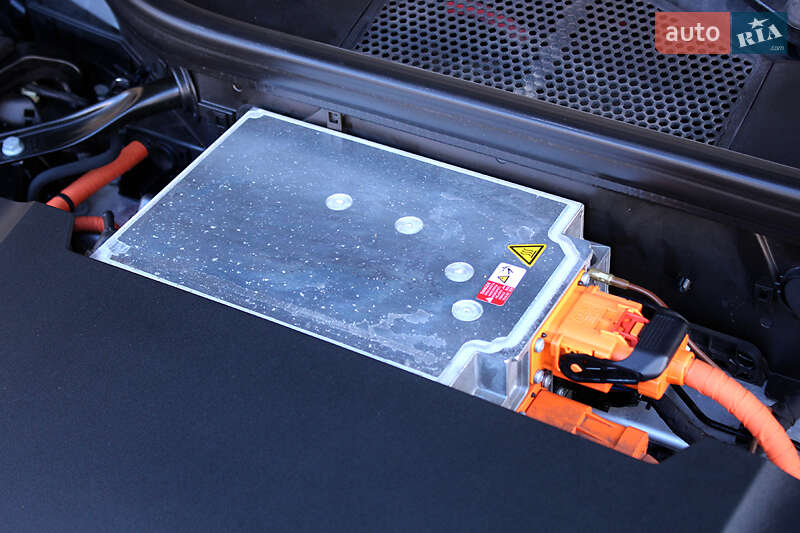 Позашляховик / Кросовер Audi e-tron 2021 в Вінниці