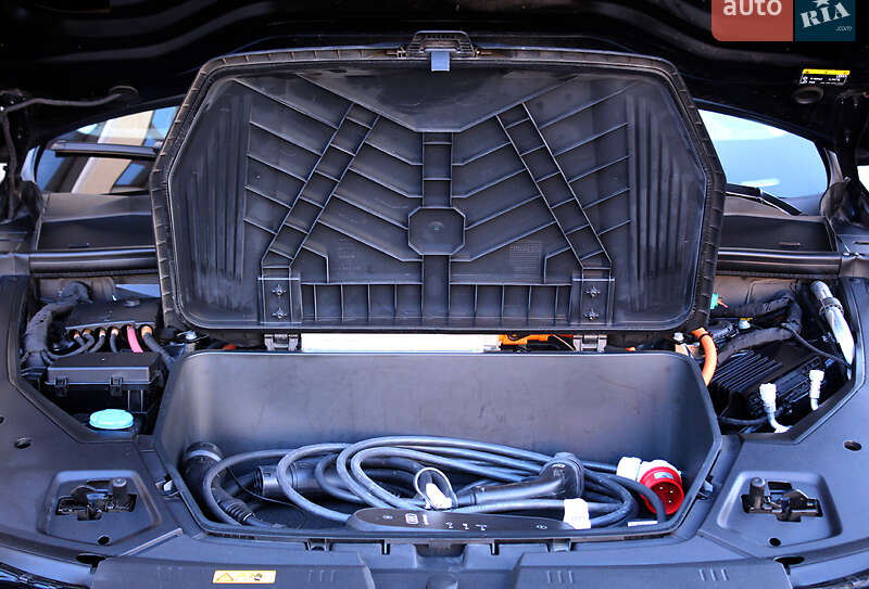 Позашляховик / Кросовер Audi e-tron 2021 в Вінниці