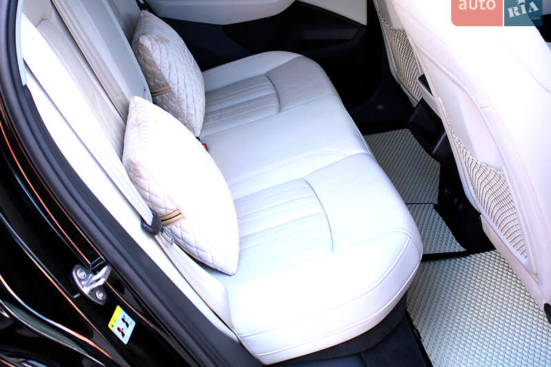 Позашляховик / Кросовер Audi e-tron 2021 в Вінниці