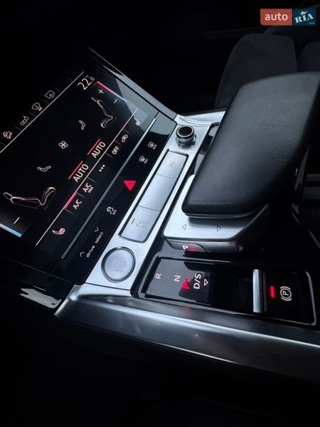 Позашляховик / Кросовер Audi e-tron 2019 в Луцьку