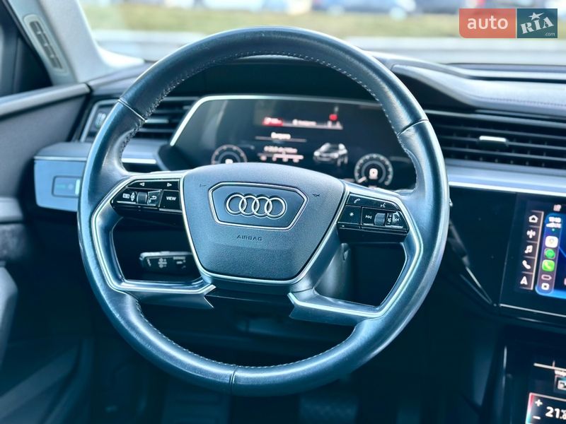 Внедорожник / Кроссовер Audi e-tron 2019 в Киеве фото 49 Внедорожник / Кроссовер Audi e-tron 2019 в Киеве