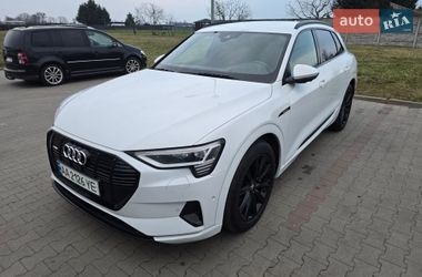 Внедорожник / Кроссовер Audi e-tron 2019 в Киеве