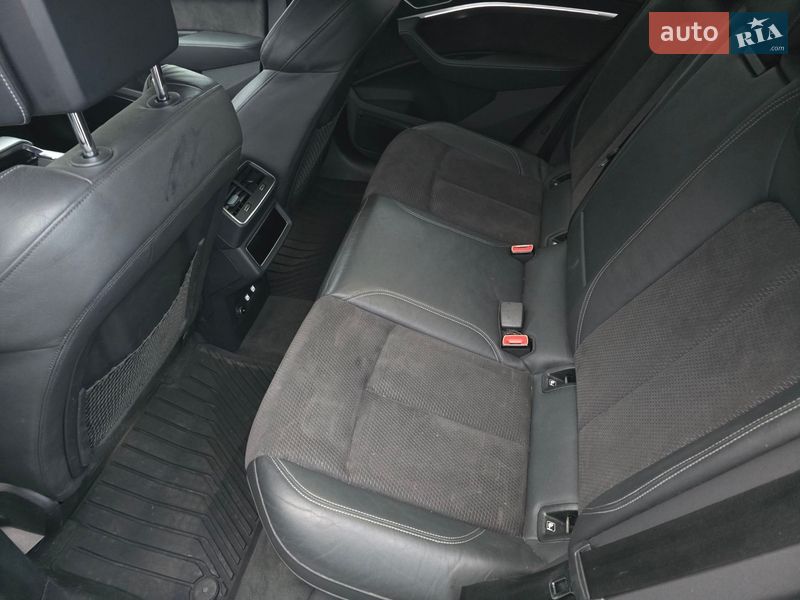 Позашляховик / Кросовер Audi e-tron 2019 в Києві