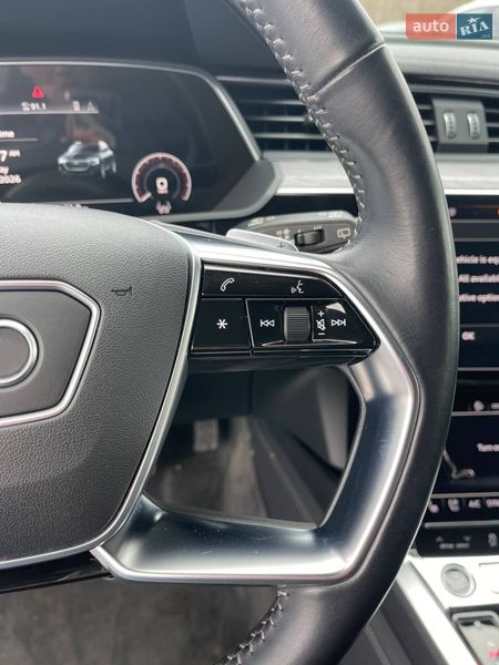 Внедорожник / Кроссовер Audi e-tron 2021 в Львове