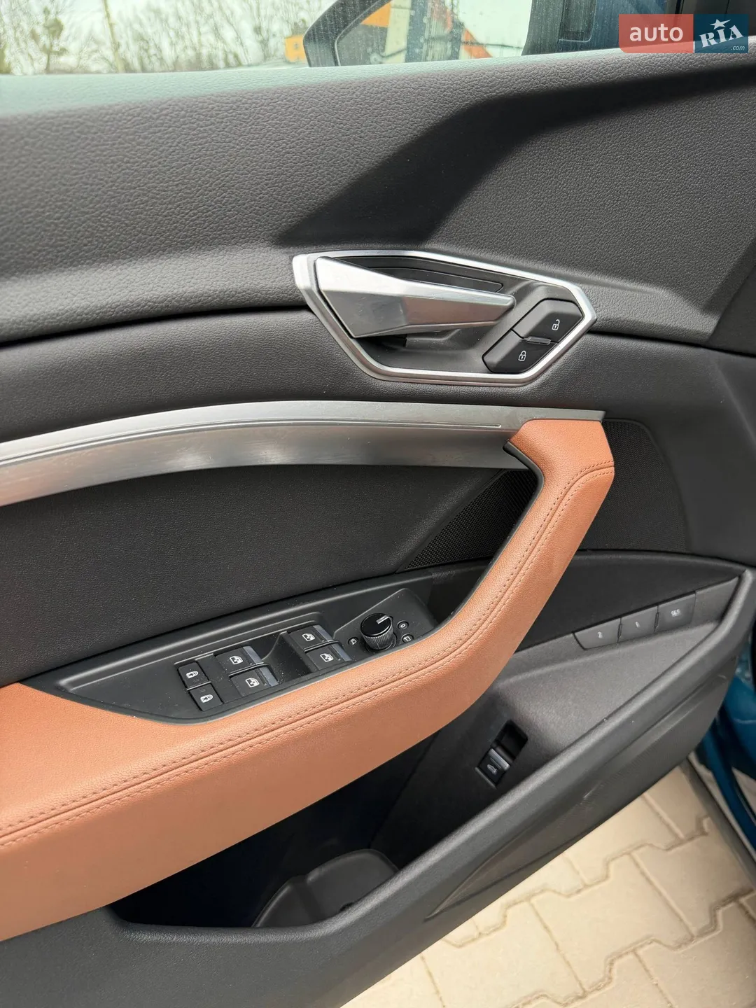 2021 Audi e-tron - мініатюра 12