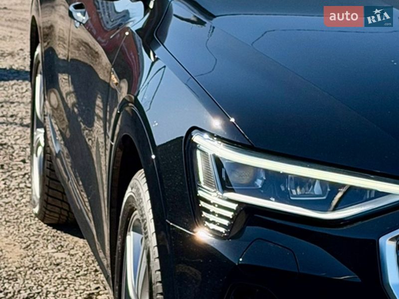 Внедорожник / Кроссовер Audi e-tron 2021 в Ровно