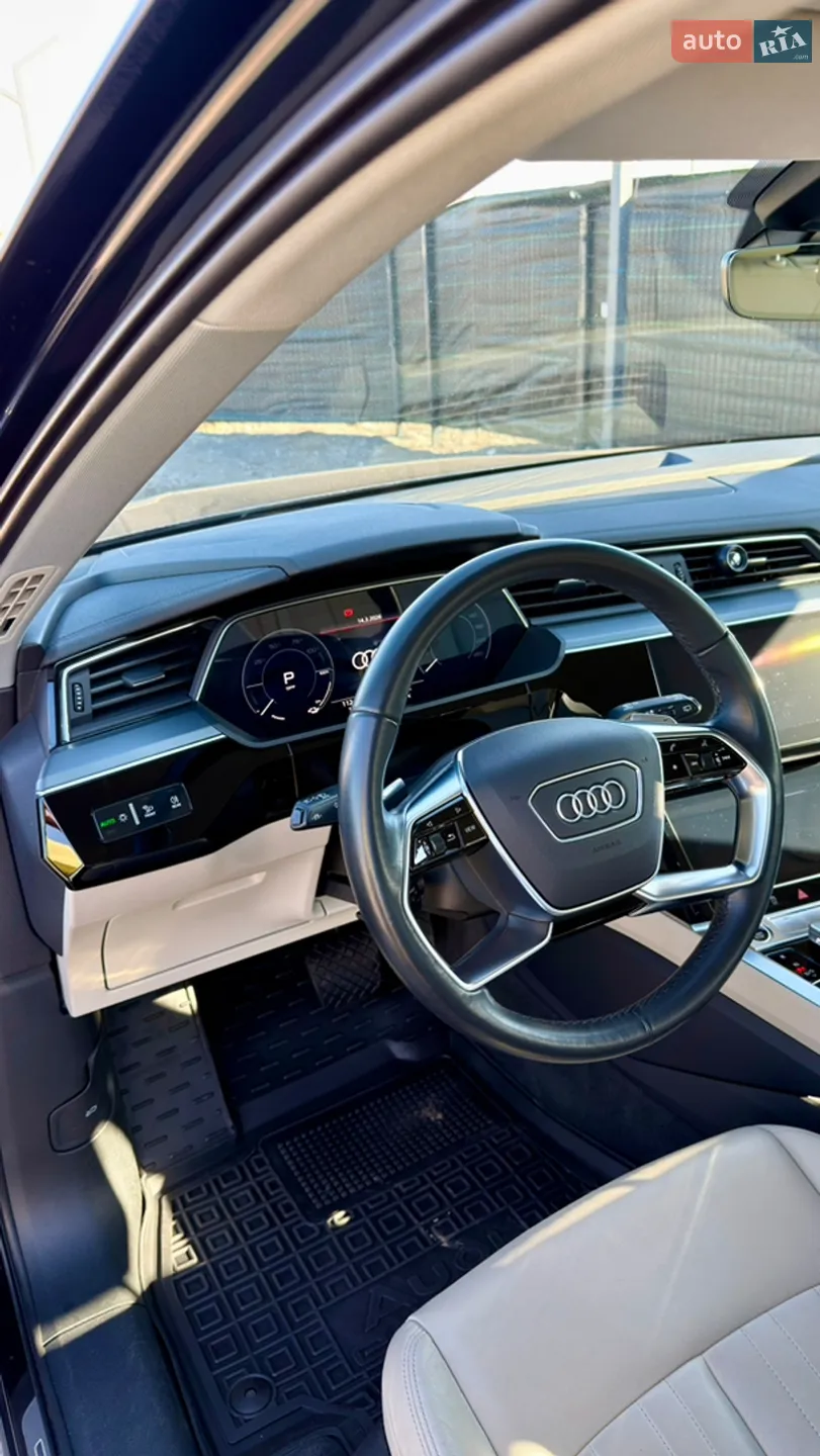 2021 Audi e-tron - мініатюра 13