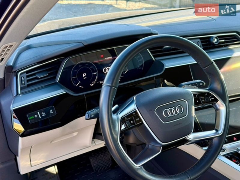 Внедорожник / Кроссовер Audi e-tron 2021 в Ровно