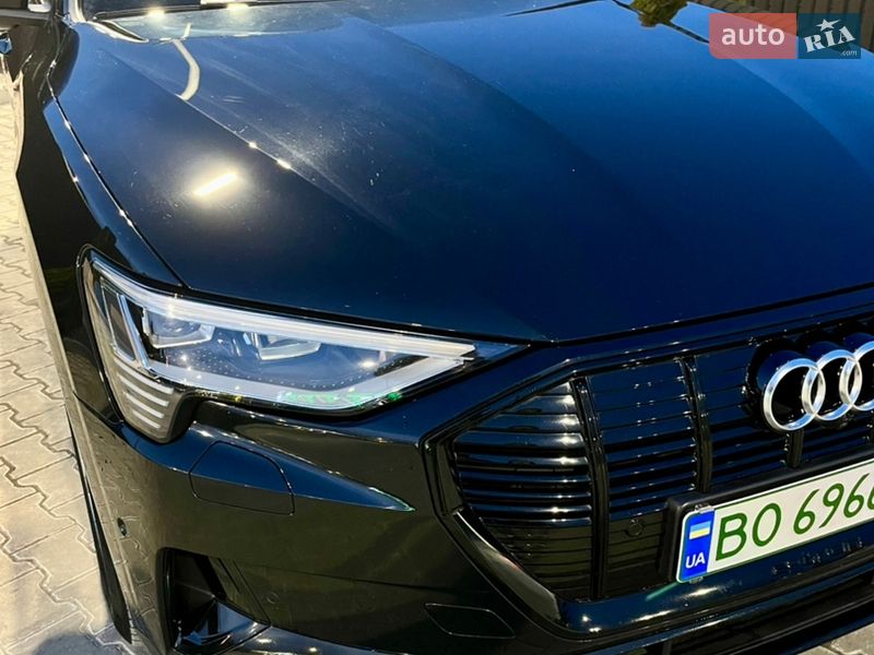 Внедорожник / Кроссовер Audi e-tron 2020 в Тернополе