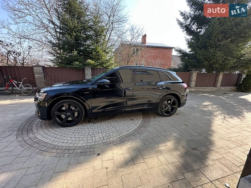 Внедорожник / Кроссовер Audi e-tron 2022 в Самборе фото 4 Внедорожник / Кроссовер Audi e-tron 2022 в Самборе