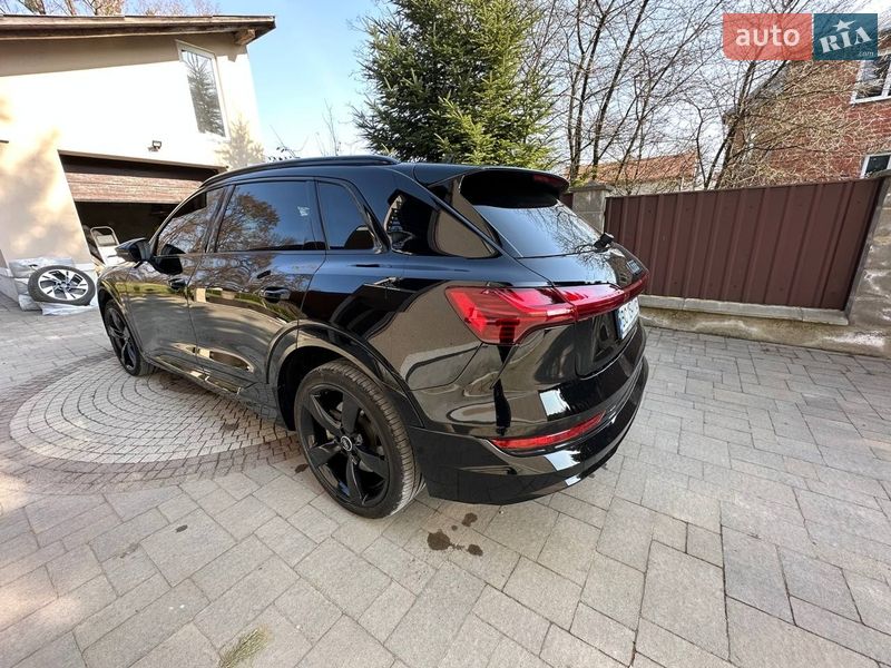 Внедорожник / Кроссовер Audi e-tron 2022 в Самборе фото 8 Внедорожник / Кроссовер Audi e-tron 2022 в Самборе