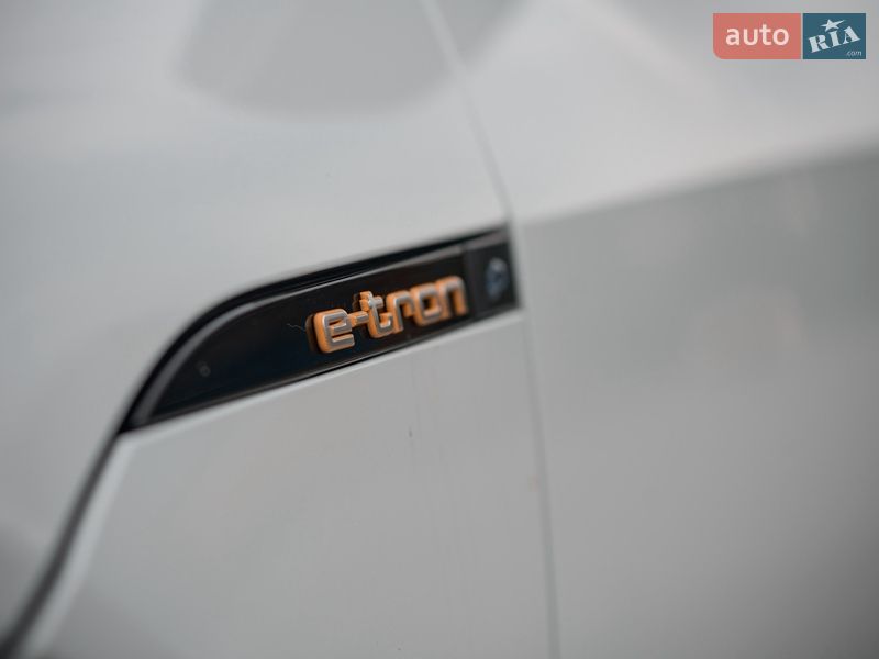 Позашляховик / Кросовер Audi e-tron 2021 в Тернополі фото 55 Позашляховик / Кросовер Audi e-tron 2021 в Тернополі