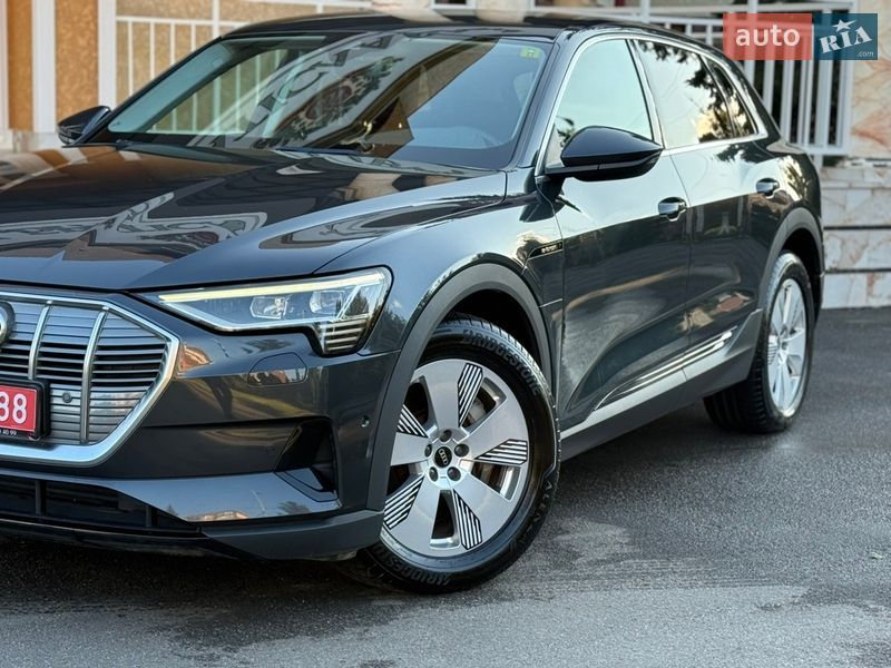 Внедорожник / Кроссовер Audi e-tron 2020 в Тернополе фото 16 Внедорожник / Кроссовер Audi e-tron 2020 в Тернополе